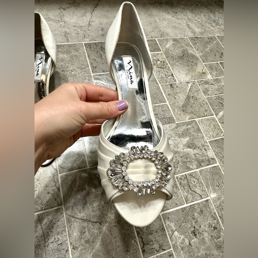 NWT Nina Ivory Classic Formal Stunner Sparkly Toe Peep Heels Sexy Chic 7 - Picture 8 of 15